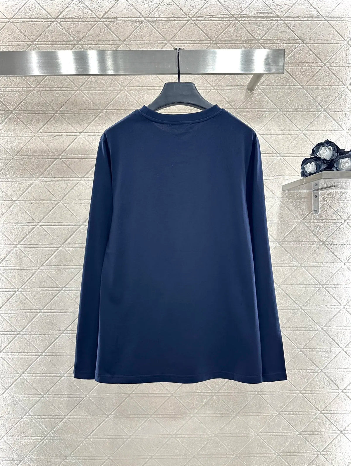 25 Autumn round-neck letter printed pocket long-sleeved top for women, trendy, casual and loose long-sleeved top
