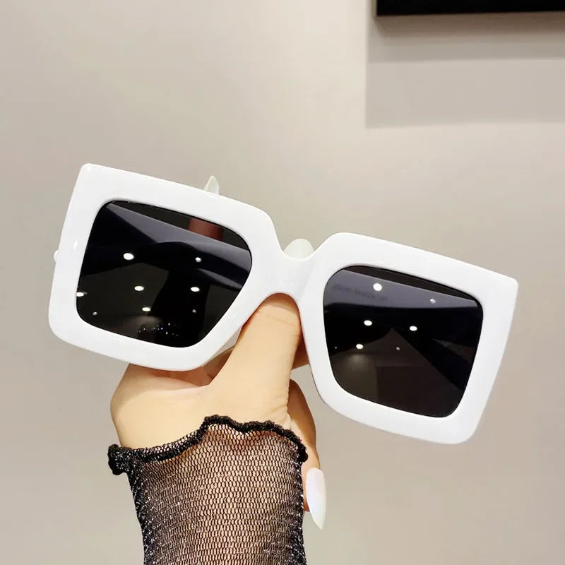 Women's Sunglasses Neutral UV Resistant Solid Color Sunglasses UV Resistant Retro Large Frame Glasses
