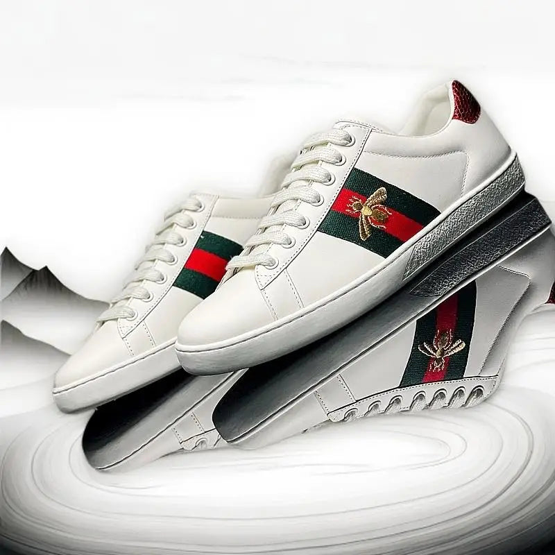 Man Walking Shoes Couple Footwear Thick Sole Brand Men Casual Shoes Fashion Sneakers Male Luxury Shoes Outdoor Sport Shoes
