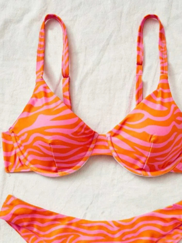 Sexy Fashion Striped Bikinis 2 Piece Set Women Split Swimsuit High Waist Beach Bikinis 2025 New Summer Swimwear Bikinis Set