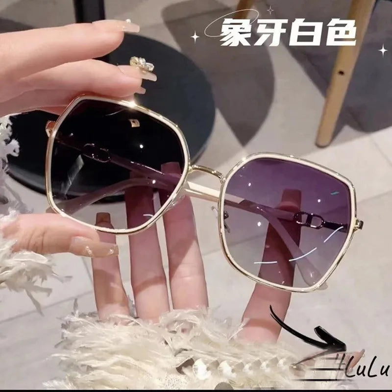 Sunglasses Versatile, Fashionable, Large Frame, Slim Women's Sunglasses, UV Resistant, Metal Eyeframe Glasses