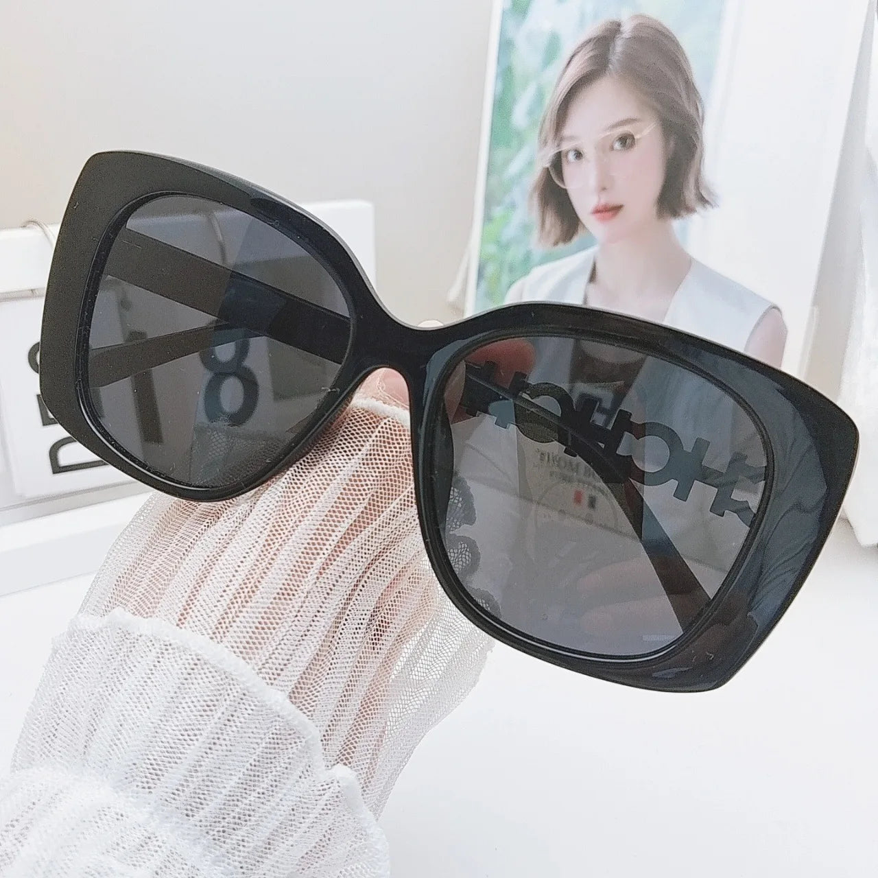 New Fashion Sunglasses for Women Female Large Frame Luxury Designer Ladies Eyeglasses Ladies Sun Glasses Driving Sunscreen