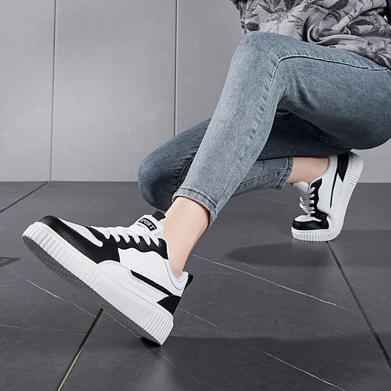 Women Casual Shoes Fashion Walking Flat Shoes Sneakers Black And White Female Footwear Sports Running Outdoor Walking Shoe