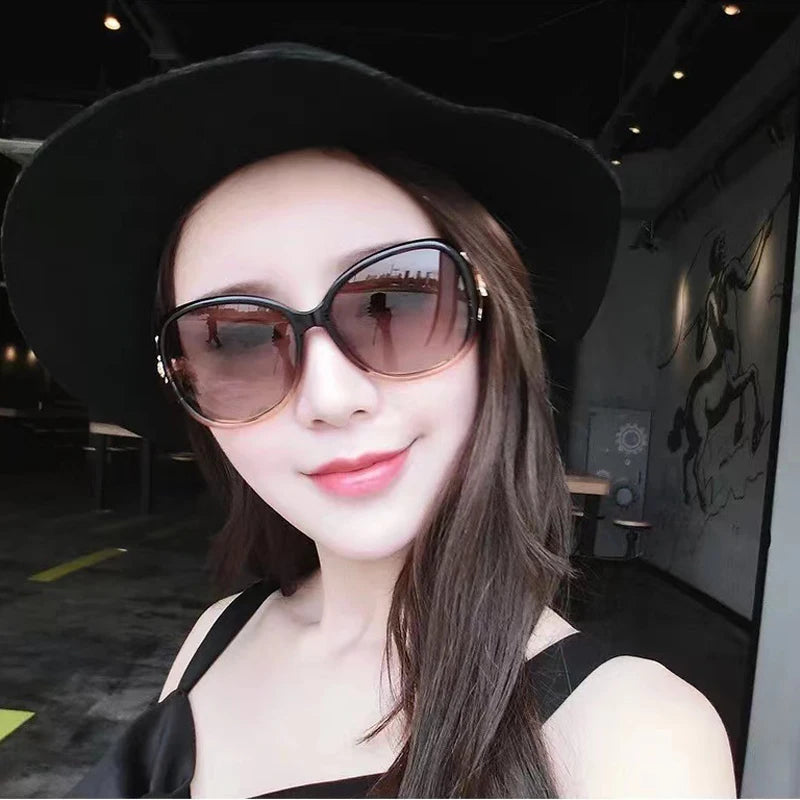 Women's Sunglasses New Simple Fashionable Versatile Trendy Driving Vacation Sedside Luxury Brands High Quality Sunshade Glasses