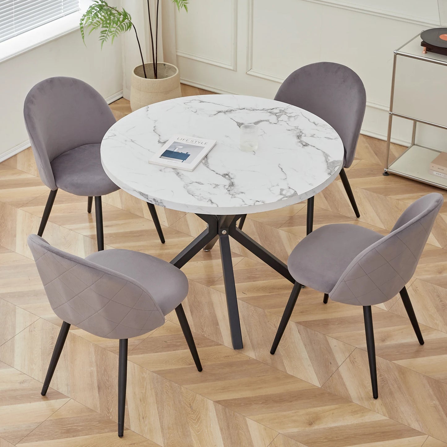 A Set of 4 Kitchen Nordic Dining Chairs Bedroom Velvet Dresser Party Modern Luxury Dining Chairs Design Unique Home Furniture