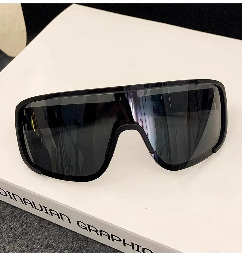 Outdoor Cycling Sunglasses for Men WomenAviator Lenses UV Resistant Windproof Eyeglasses Skiing and Mountaineering Eye Protector