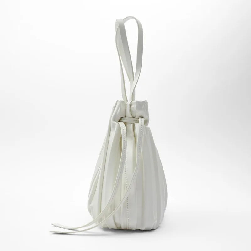 Women's Bag New Simple and Fashionable Bucket Bag Women's Single Shoulder Crossbody Small Pleated Drawstring Mouth Handbag