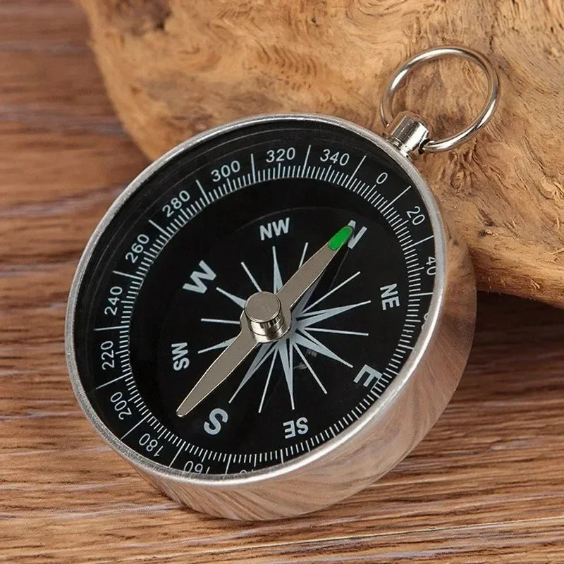 Pocket-sized Compass, Portable Survival Movement Navigation Compass with Key Ring, Suitable for Outdoor Camping and Hiking