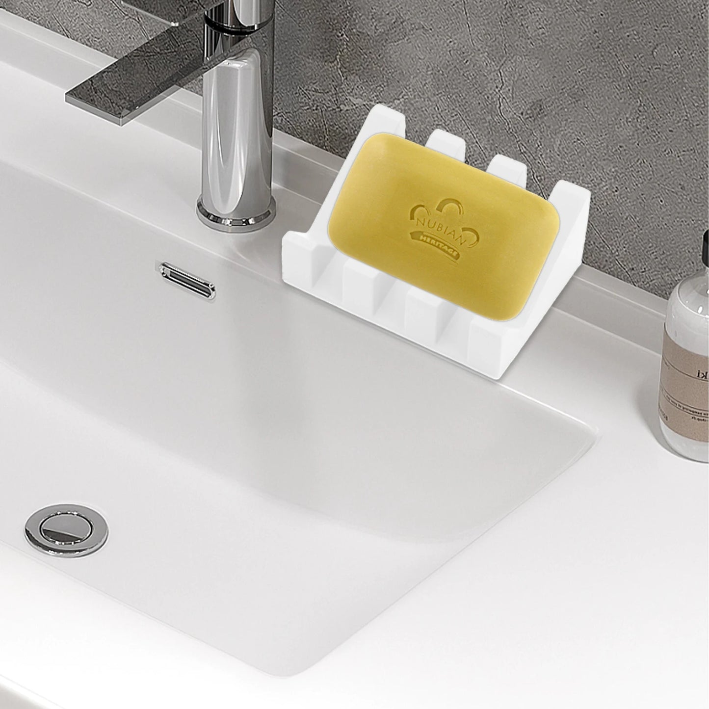 1pc silicone drainage soapdish, automatic drainage soap rack, bathroom soap rack, bathroom accessories.