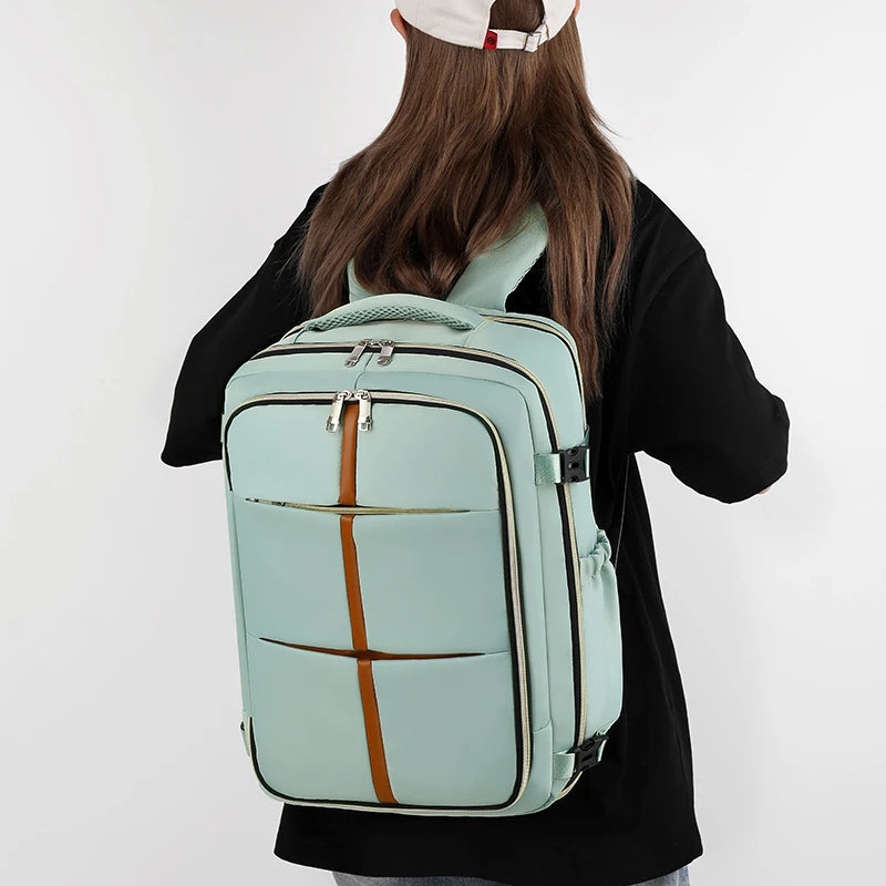 Large capacity travel backpack,USB charging port,shoe compartment,multiple pockets,suitableforcollege students,business,vacation