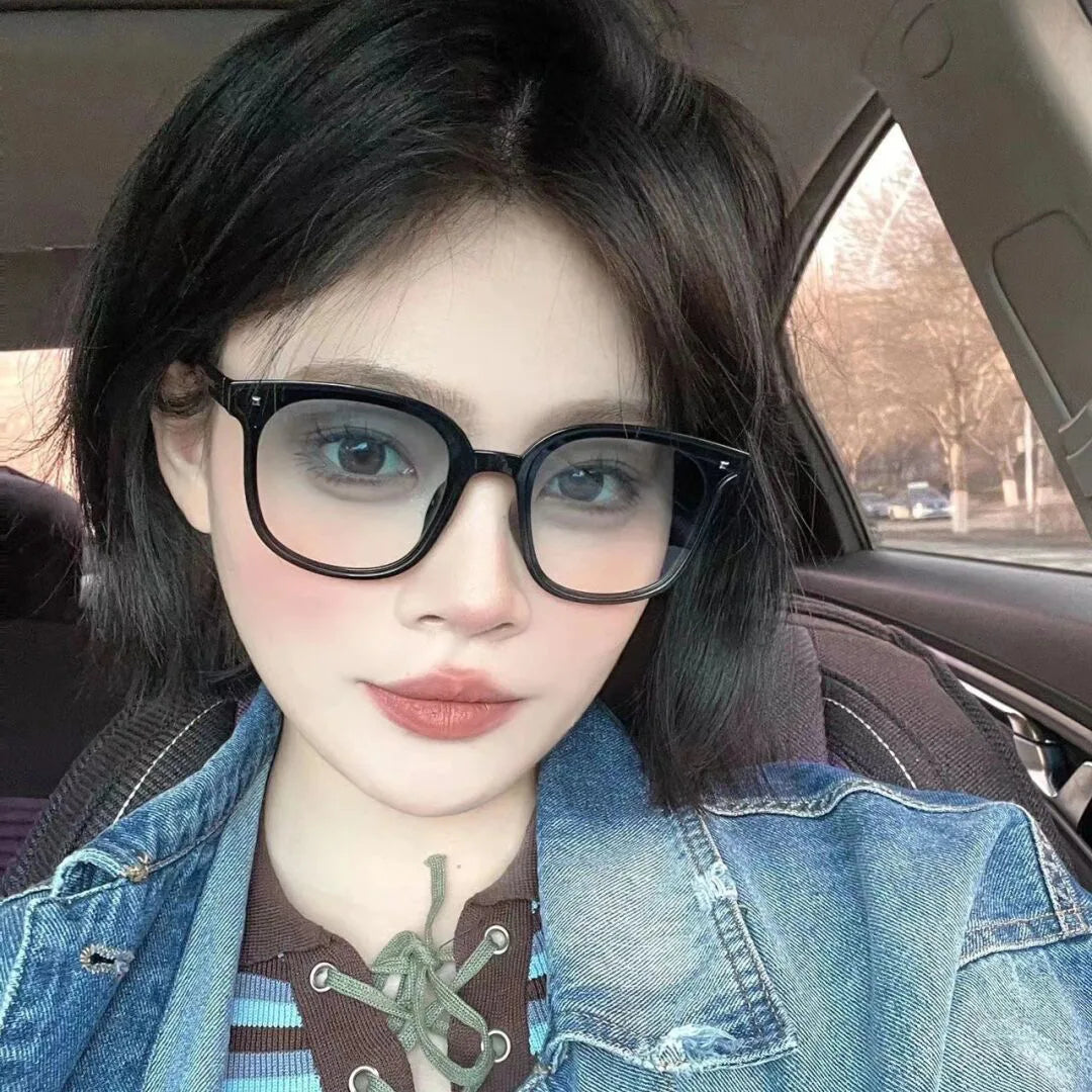 Popular sunglasses for women, polarized sun protection, lightweight, trendy, UV resistant, foldable sunglasses for driving