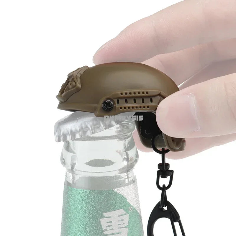 Mini Fast Helmet Keychain Hiking Camping Bottle Cap Opener Decrowner Dummy Helmet Shaped Toy Decoration Gift Outdoor Tool