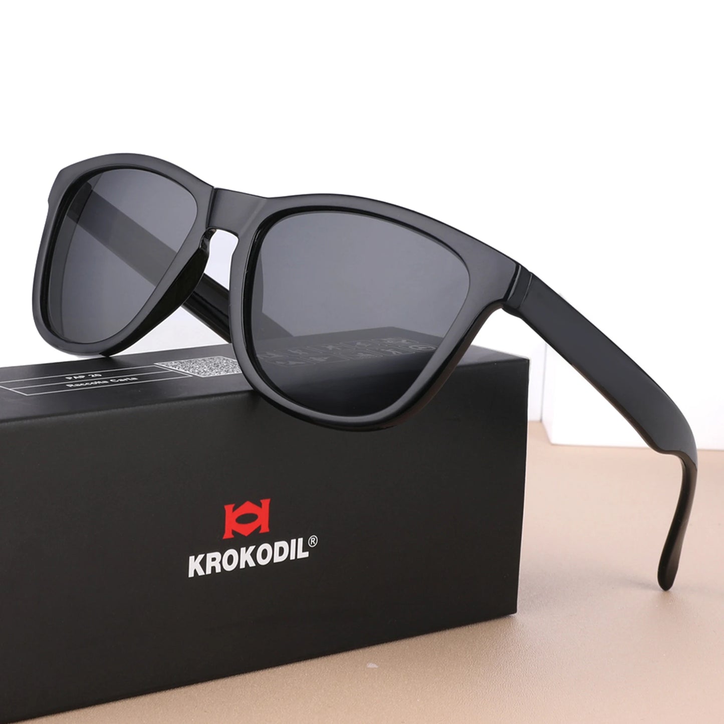 Fashion Sunglasses For Women Men Retro Women's Sunglasses Anti Glare Eye Protection for Travel Shopping Driving UV400
