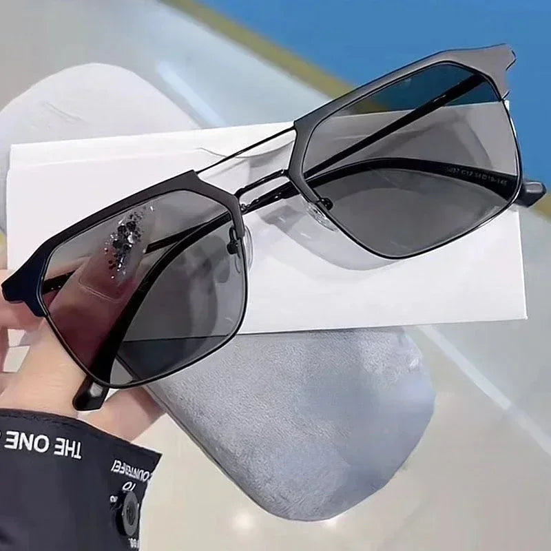 Men Vintage Square Sunglasses Women Popular Anti-UV Finished Myopia Glasses Retro Travel Vacation Sunshades Goggles for Man