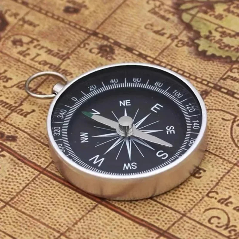 Pocket-sized Compass, Portable Survival Movement Navigation Compass with Key Ring, Suitable for Outdoor Camping and Hiking