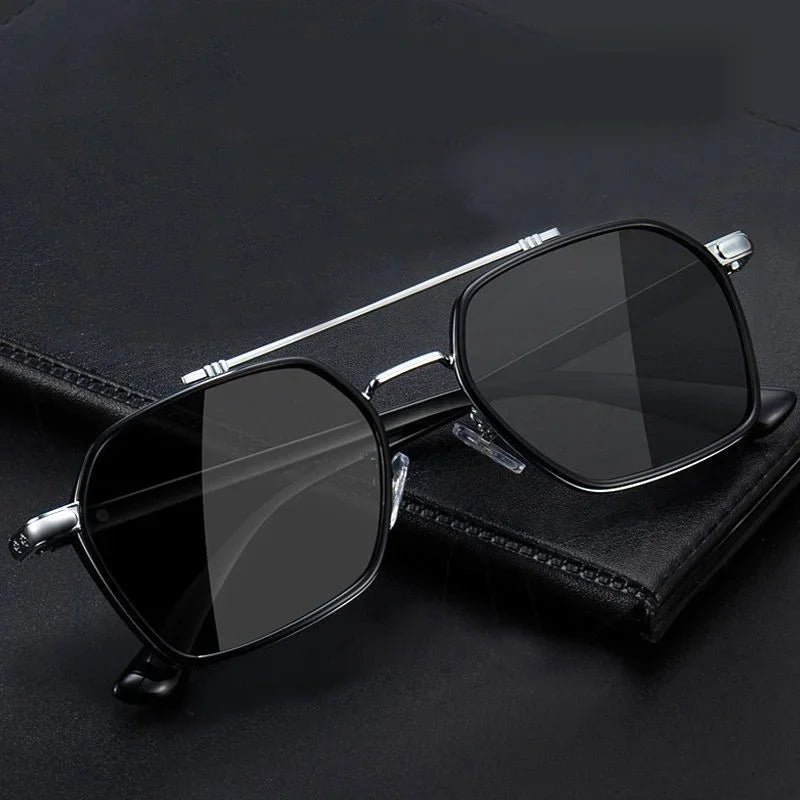 Photochromic Sunglasses for Women/Men Metal Frame UV400 Fashion Eyewear