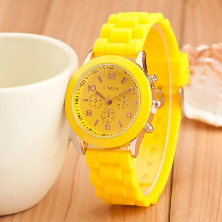 Reloj Mujer Fashion Women Watches White Silicone Jelly Quartz Watch Ladies Dress Wrist Watch Gifts for Girls Relogio Feminino