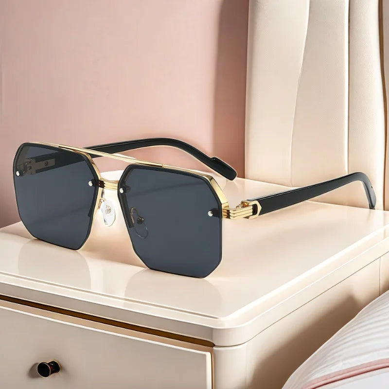 New men's driving sunglasses look slim and UV resistant, with a high-end feel and half frame design