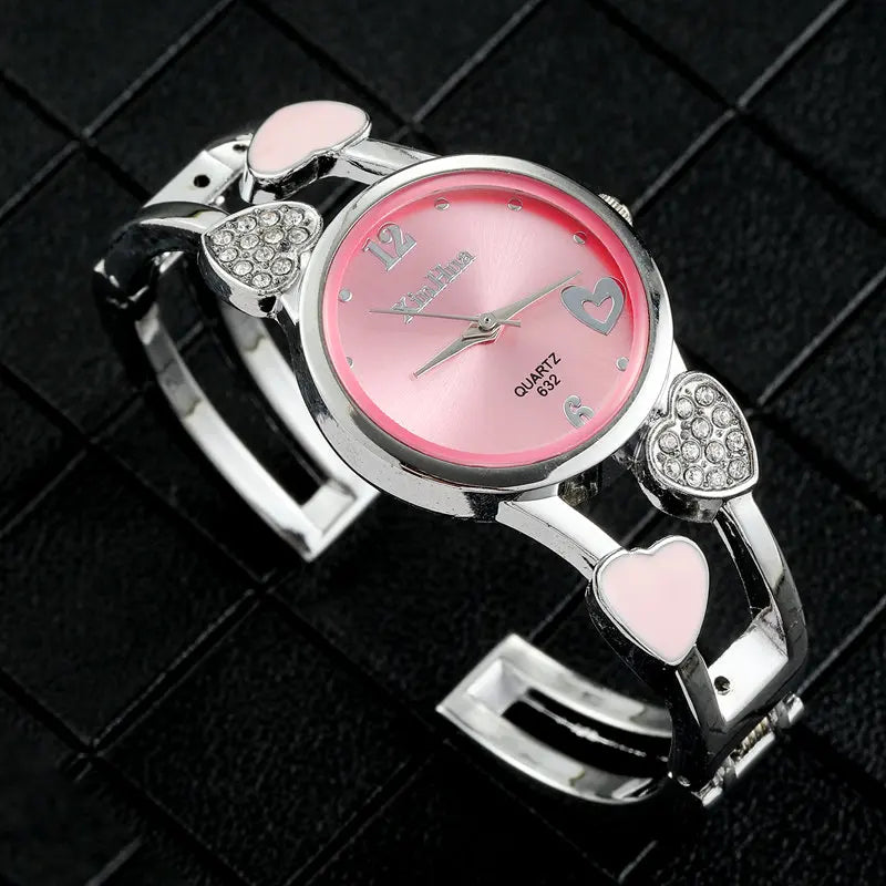 Women Vintage Heart Watch Design Quartz Fashion Silver Classic Crystal Stainless Steel Luxury Wristwatch Mujer Relogios Feminine