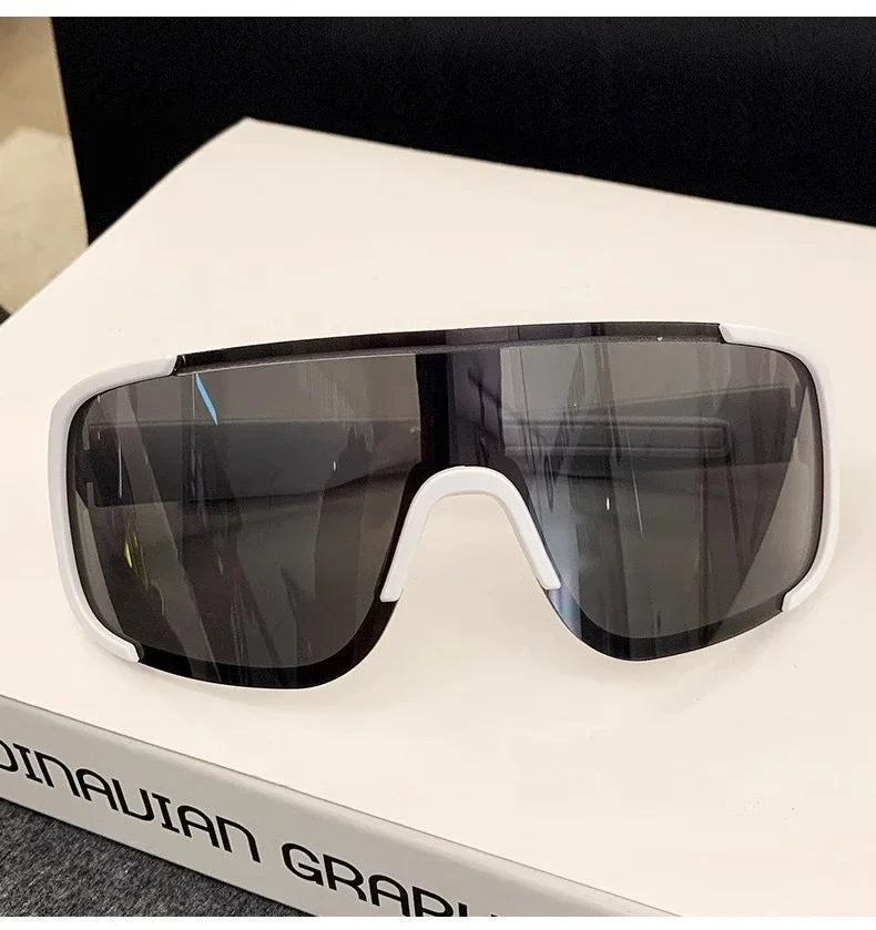 Outdoor Cycling Sunglasses for Men WomenAviator Lenses UV Resistant Windproof Eyeglasses Skiing and Mountaineering Eye Protector