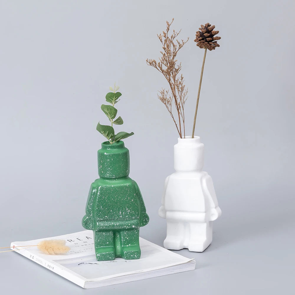 Nordic Style Ceramic Robot Vase Indoor Flower Pot Modern Home Interior Decoration White Goods Decoration Office Desk Decoration