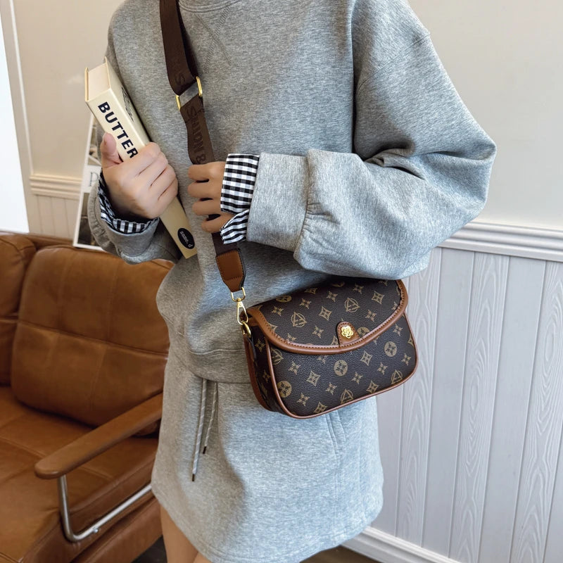 Classic Tote Bags For Women, Leather Handbag By Famous Designer, Spacious Crossbody-Bag For Elegant Ladies