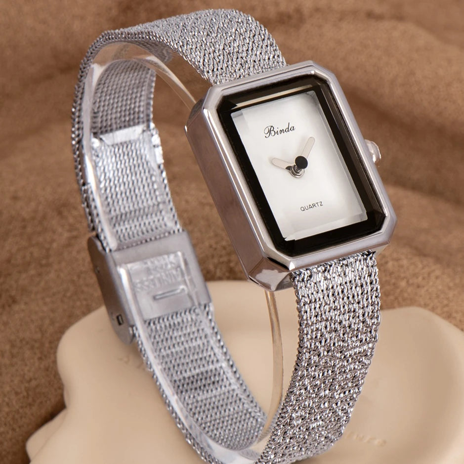 Women’s Luxury Quartz Watch – Gift Box, Zinc Alloy Case, Black Gem Crown, Stainless Steel Mesh Band, Daily & Business Wear