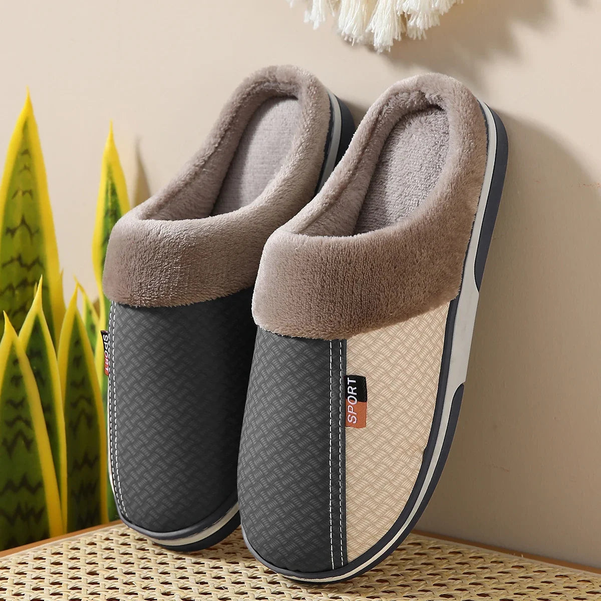 New Winter Warm Men's Plush slippers Home Indoor Non-slip PU Leather Upper Waterproof House slides Outside Male Cotton shoes