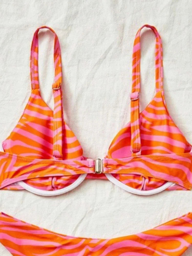 Sexy Fashion Striped Bikinis 2 Piece Set Women Split Swimsuit High Waist Beach Bikinis 2025 New Summer Swimwear Bikinis Set