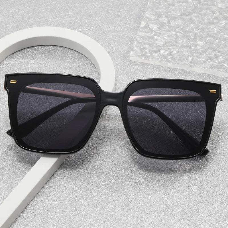 Sunglasses with a high-end feel, ins generous frame, round face, slimming effect, polarized sun protection, men's sunglasses
