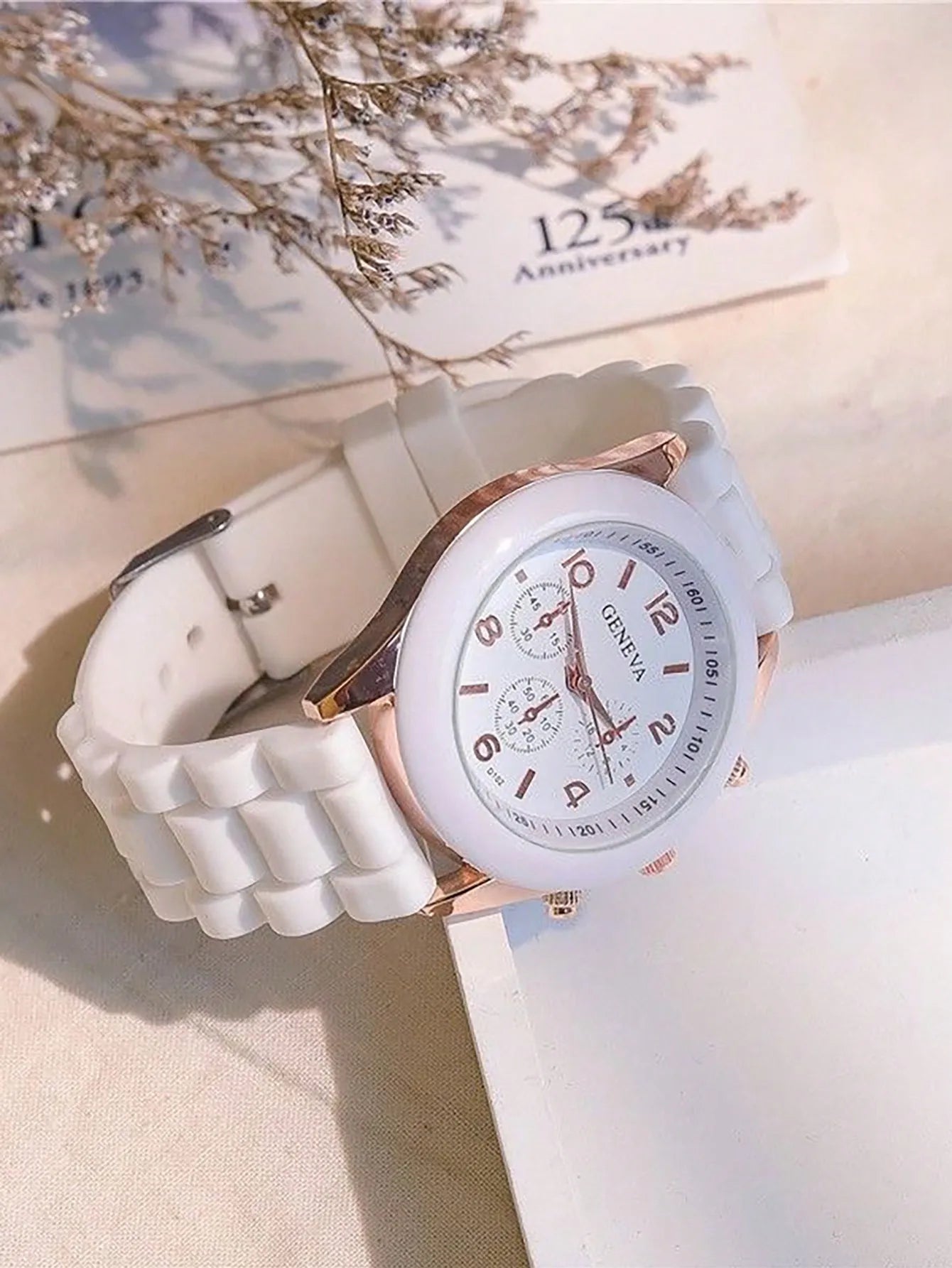 Women Watches New Fashion Luxury Brand Women's Watch Silicone Strap Quartz Wrist Watch for Female Relogio Feminino