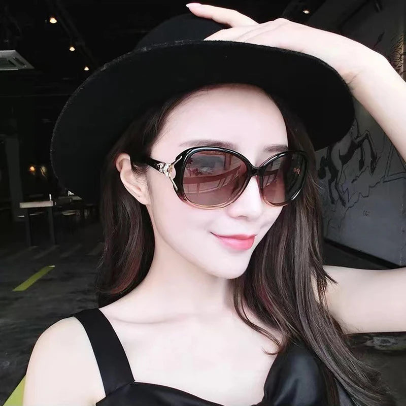 Women's Sunglasses New Simple Fashionable Versatile Trendy Driving Vacation Sedside Luxury Brands High Quality Sunshade Glasses