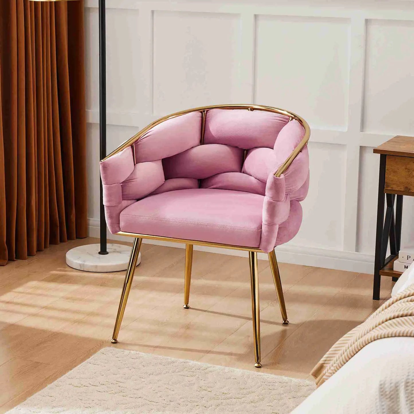 Accent Chair Metal Structure High Stability Velvet Fabric Metal Legs Pink Comfortable Upholstered Chair