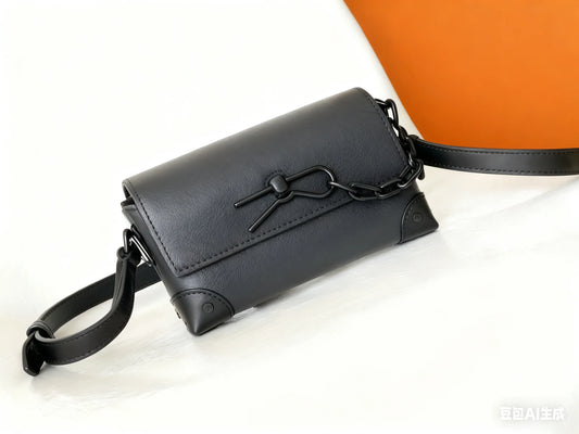2025 New and Fashionable  Canvas Chain Flip-top Single-shoulder Crossbody Men's Bag