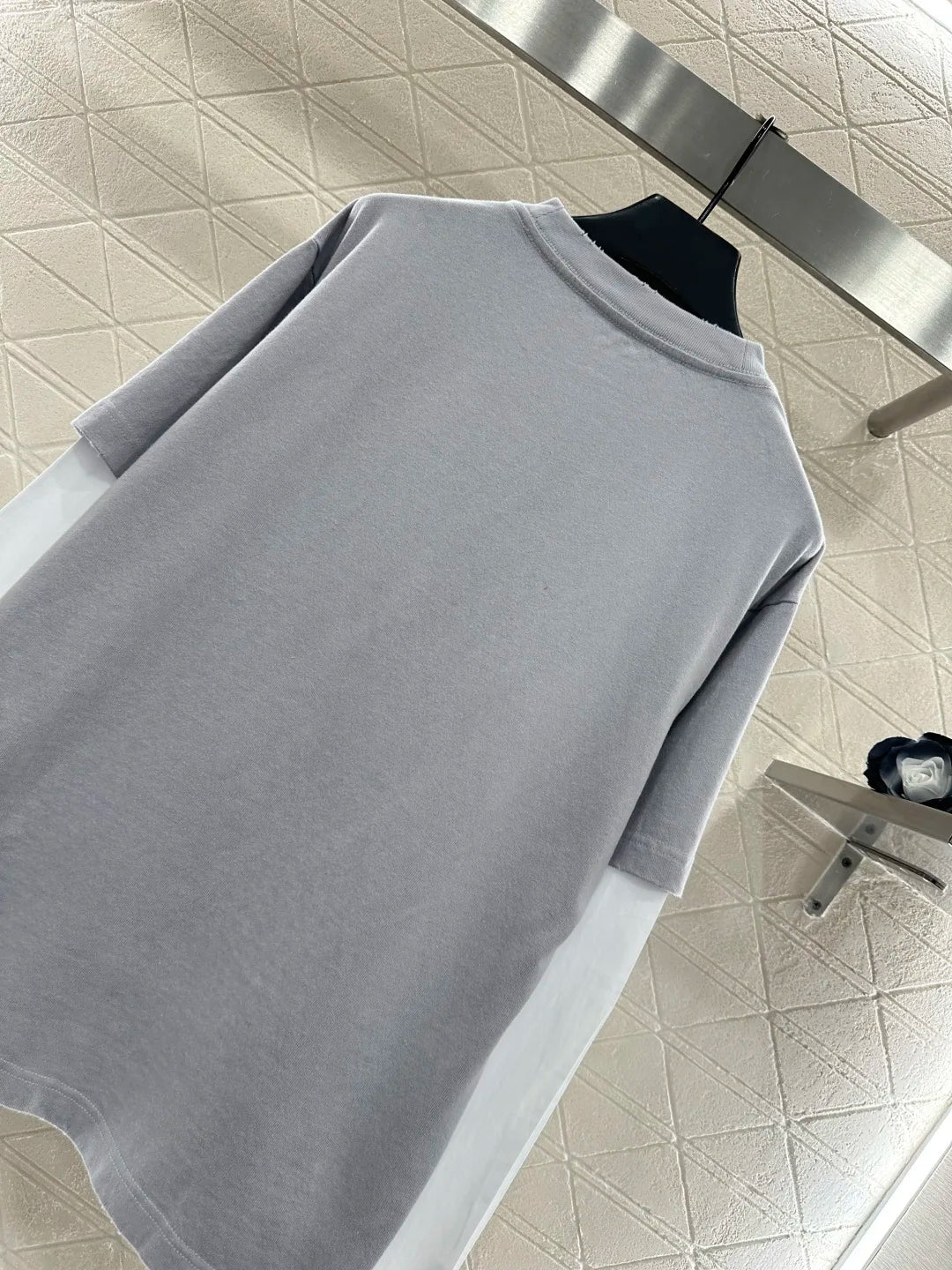 25 New Autumn Women's Casual Commuting Loose Cotton Fake Two Piece Color Contrasting Full Cotton Long Sleeve T-shirt Round Neck