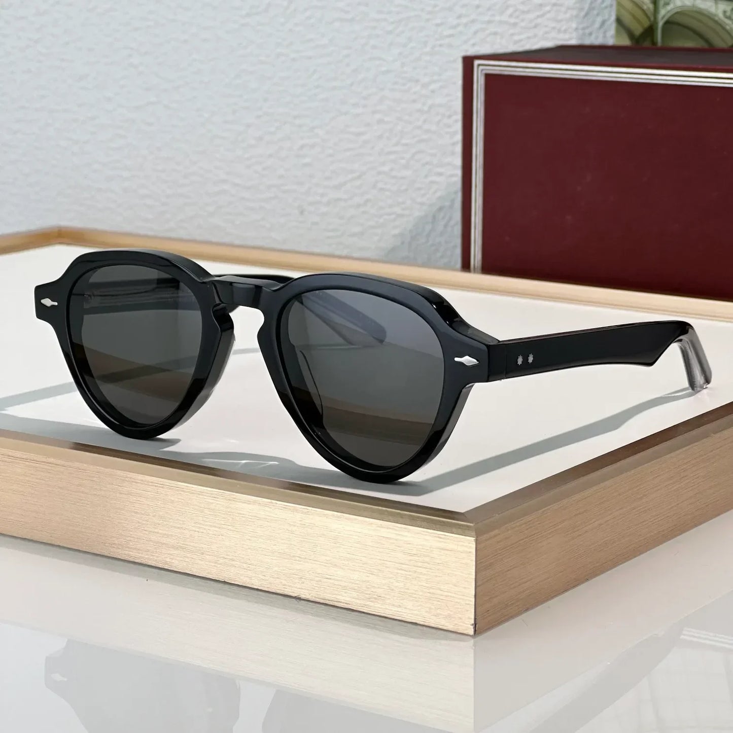 Fashion Sunglasses For Women and Men HATFIELDI Anti-Ultraviolet Retro Plate Full Frame Special design Glasses Random Box