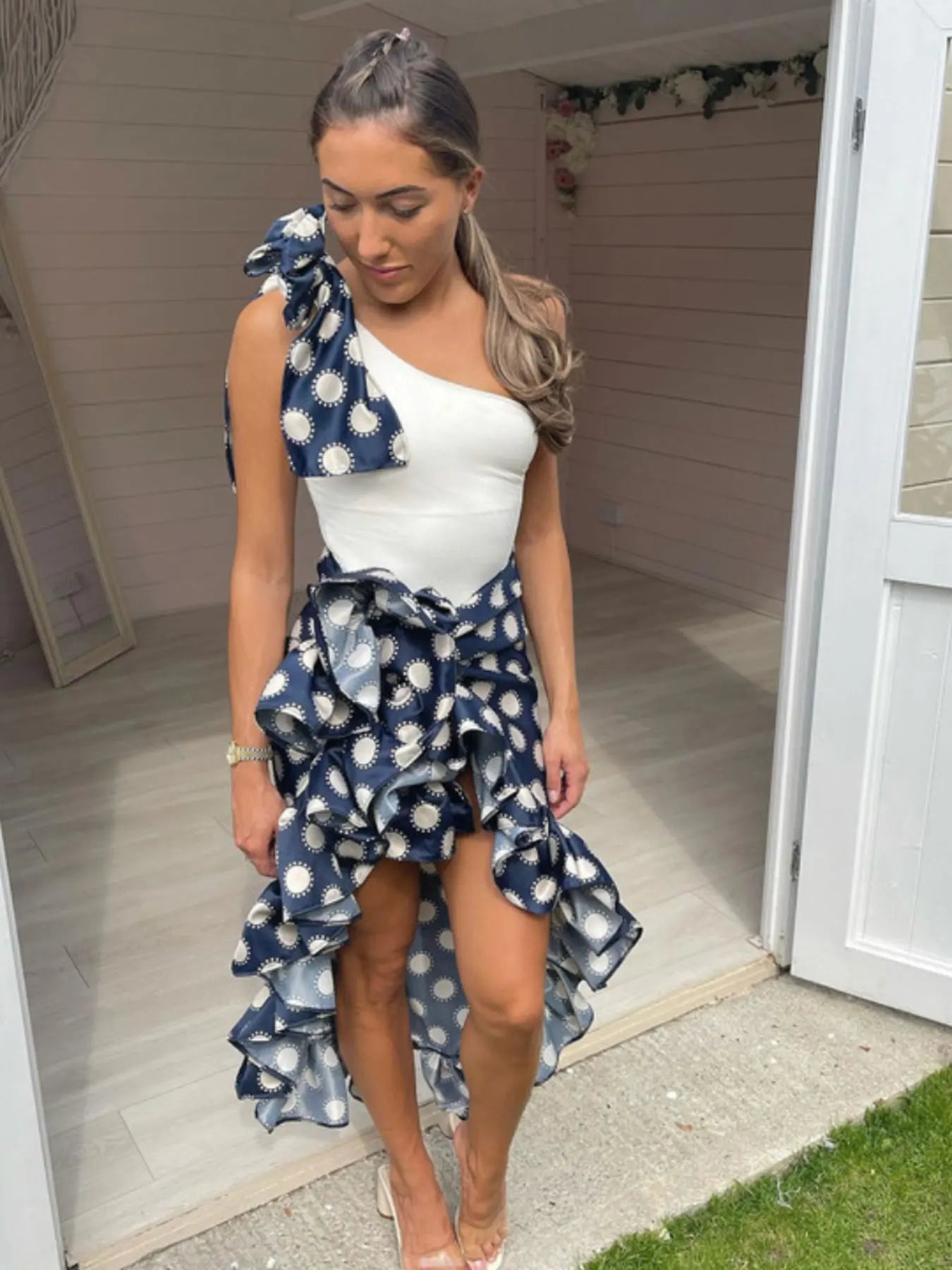 Sexy One-Shoulder Bikini Top with Skirt  with Polka Dot Print and Asymmetric Hem - High-Fashion Design, Perfect for Summer Fun