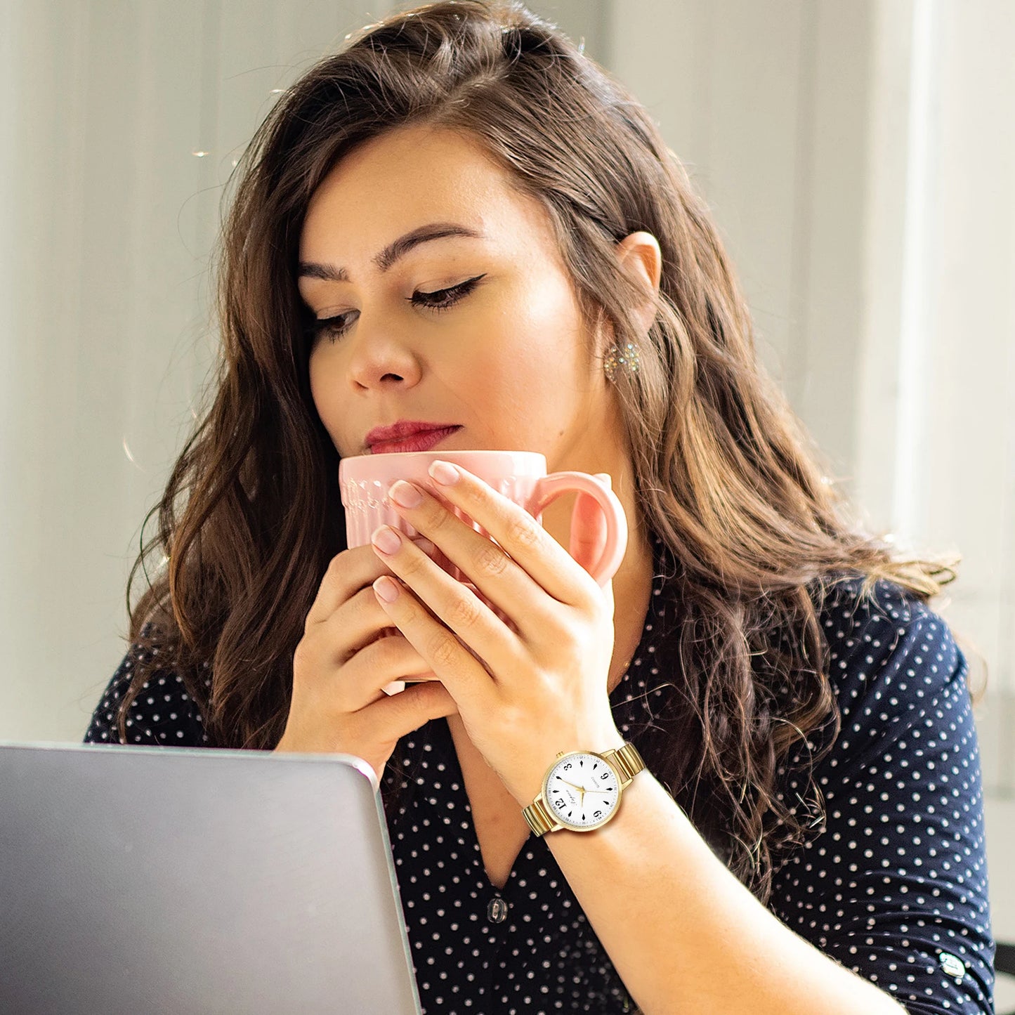 Lancardo Women's Watch with Large Dial Waterproof Digital Scale Stainless Steel Elastic Strap Exquisite Fashion Women's Watch