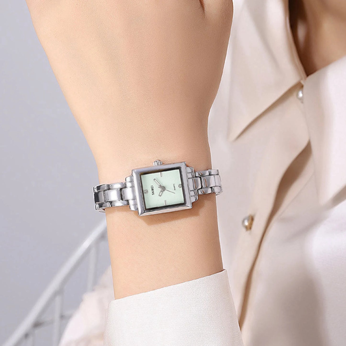 Women Stainless Steel Wristwatch Rhinestone Fashionable Rectangular Water Proof 30m Lady Watch for Daily Use