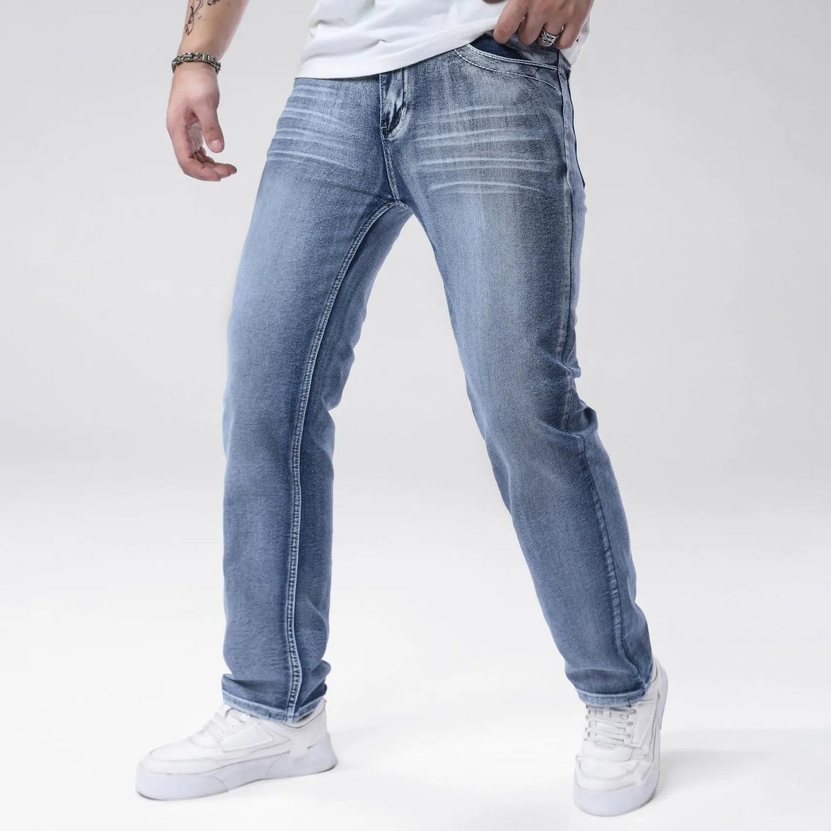 Men's Four Seasons Jeans Elastic Simple Denim Straight Leg Pants Light Blue Slim Fit Men's Pants