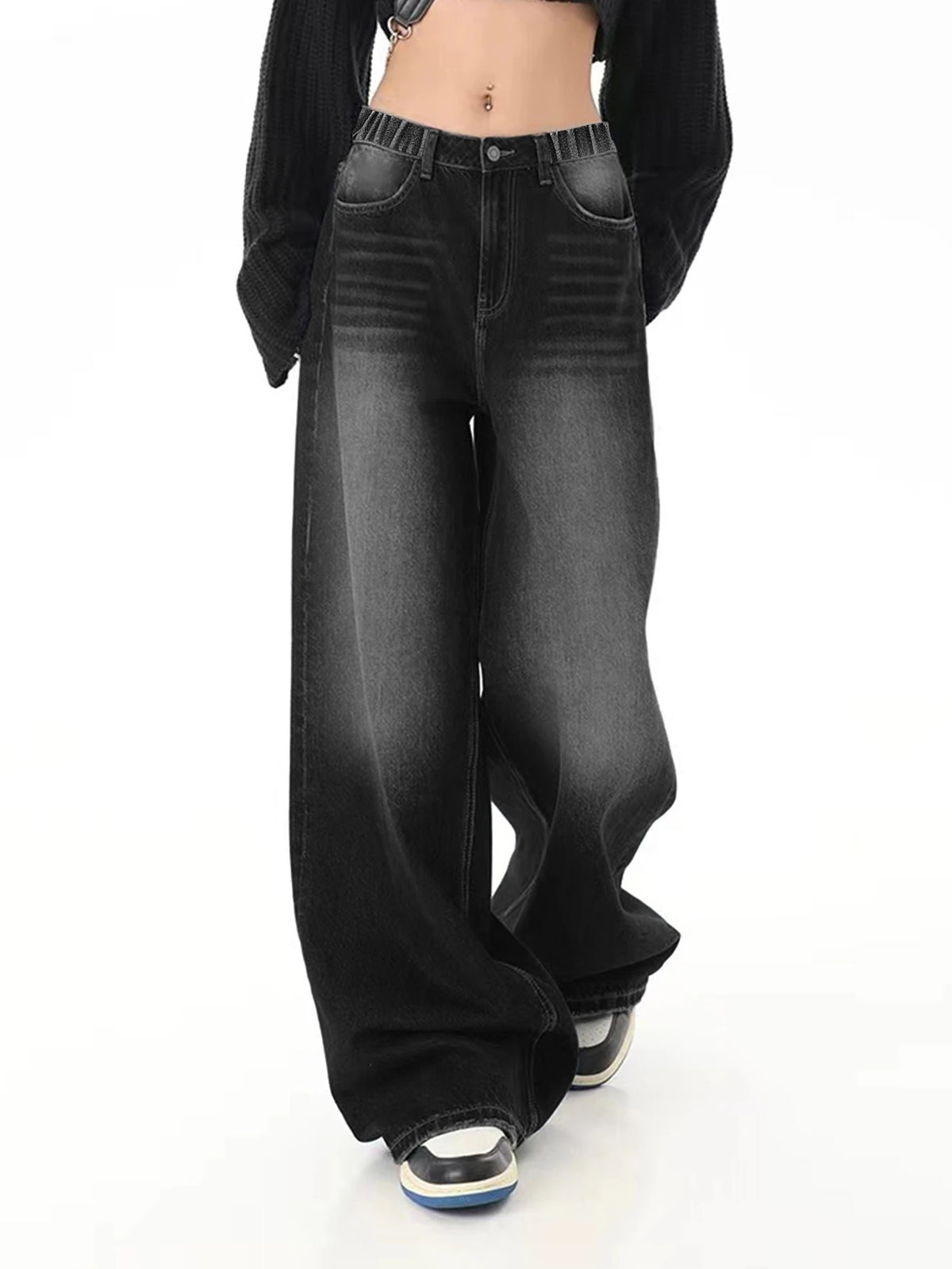 Vintage black washed loose straight-leg jeans for girls - a casual, long, wide-leg fashionable pants