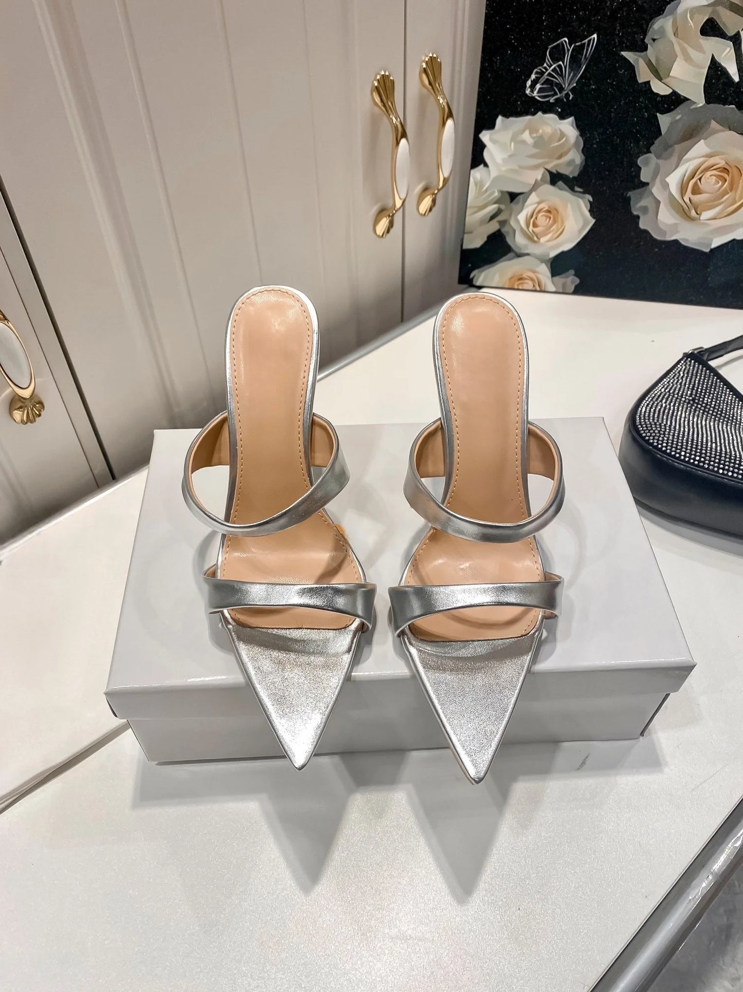 Women's Slippers Shoes Comfortable Breathable Home Footwear Soft Slip-On Design for Women