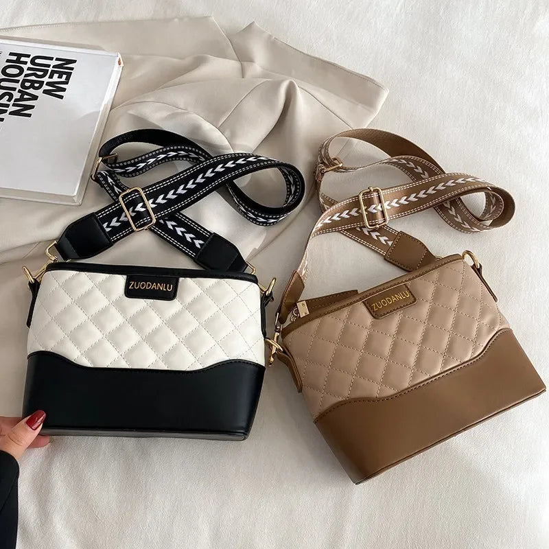 Women's Bag 2025 Light Luxury New Simple Trendy Fashion Large Capacity Shoulder Messenger Bag Casual Commuter Bucket Bag