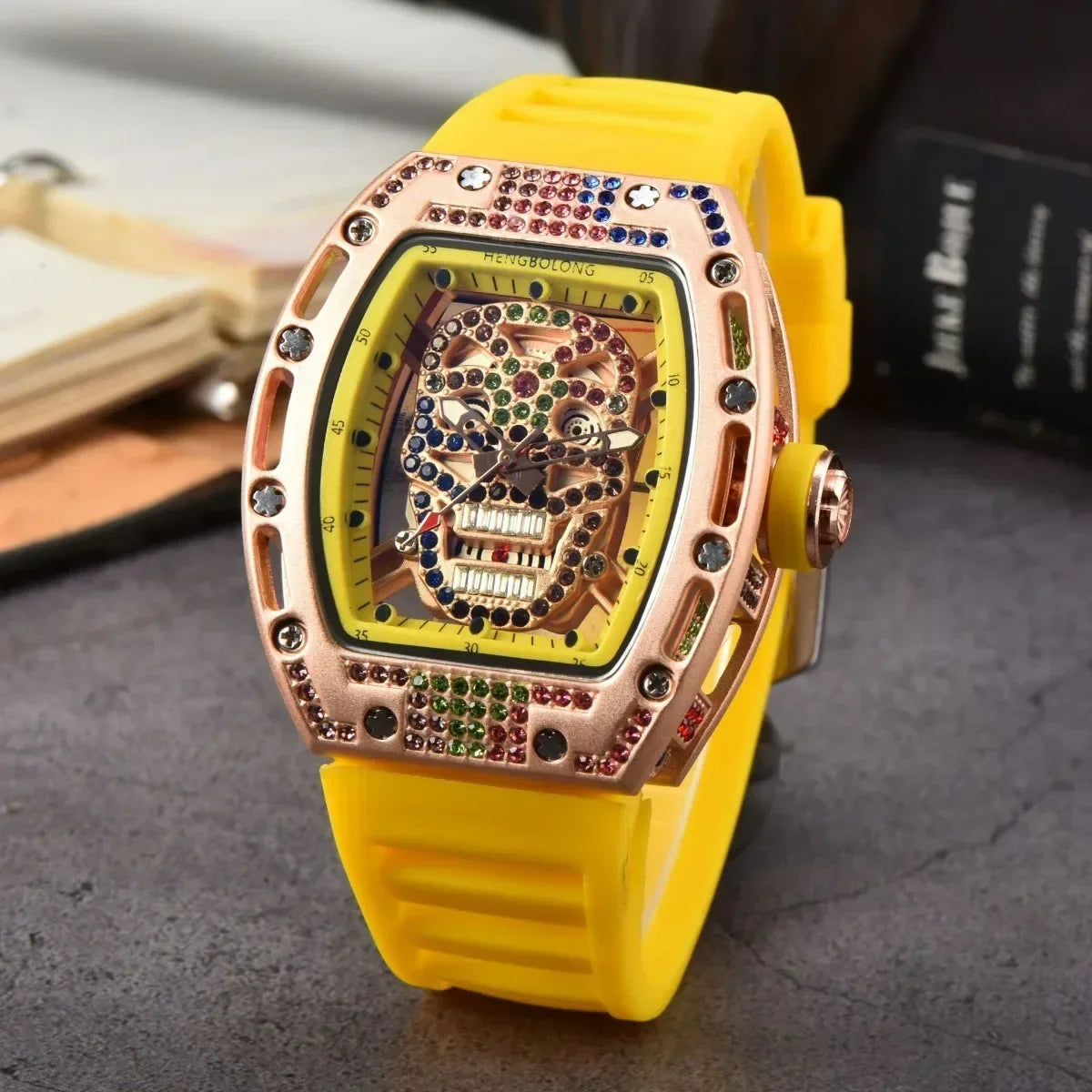 New colored diamond skull quartz watch spot wholesale fashion business diamond-encrusted silicone watch men