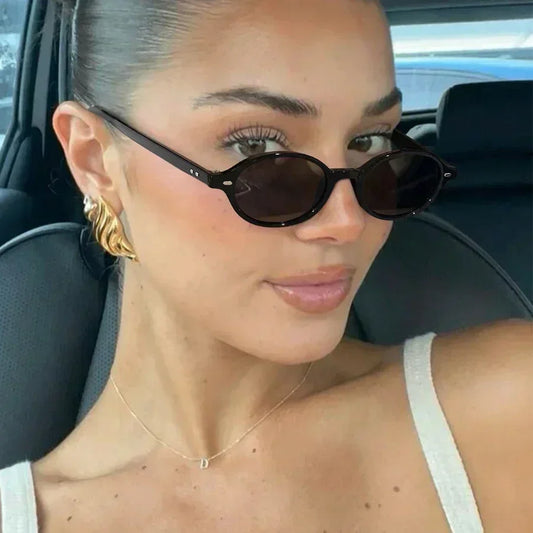 Retro Small Oval Sunglasses Women Men Rivets Shades Fashion Eyewear Luxury Sun Glasses UV400 Female
