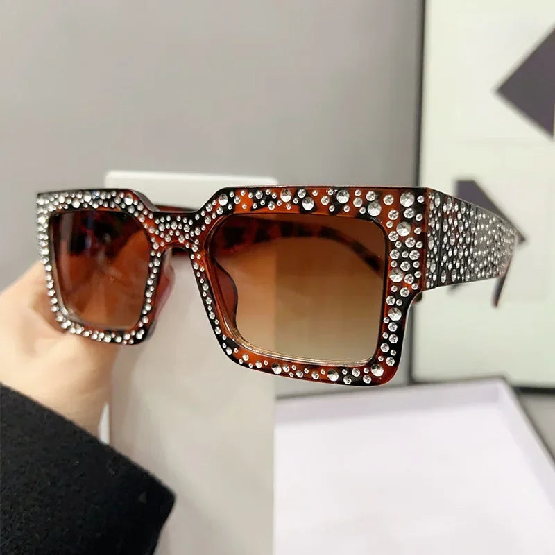 Fashion Square Crystal Sunglasses for Women Men Rhinestone Square Diamond Sun Glasses Retro Big Frame Sparkling Glasses