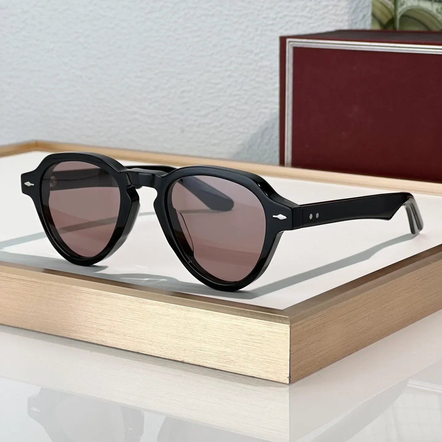 Fashion Sunglasses For Women and Men HATFIELDI Anti-Ultraviolet Retro Plate Full Frame Special design Glasses Random Box