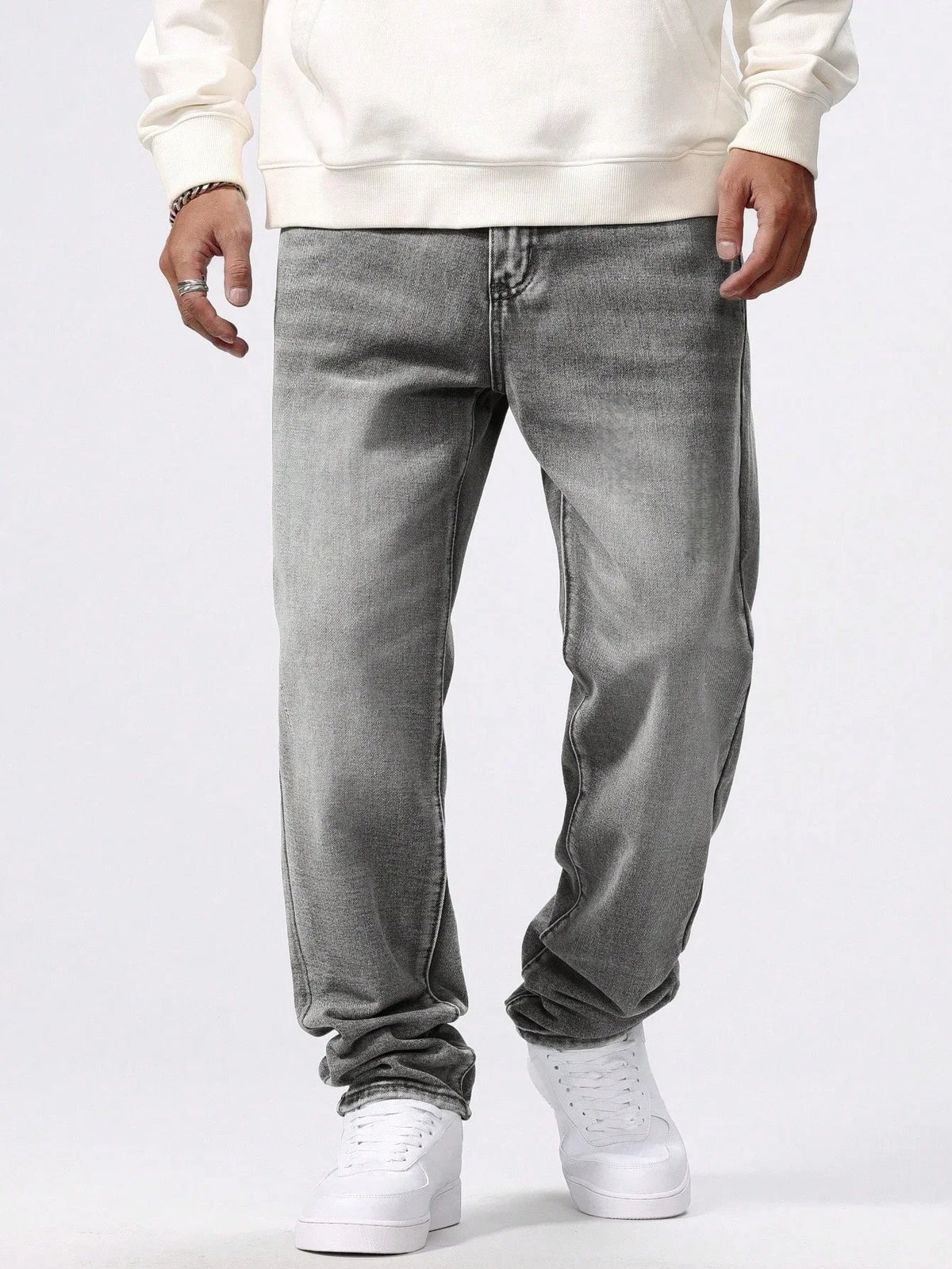 Men's Straight-leg Skinny Grey Jeans American street style is a minimalist design that is suitable for everyday wear