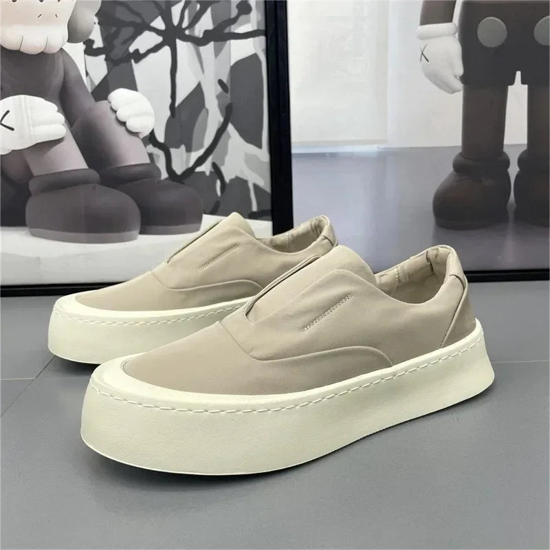 Men's Shoes 2025 New Solid color Fashion Casual Shoes Flat bottom Breathable Walking Shoes Comfortable Loafers Platform Sneakers