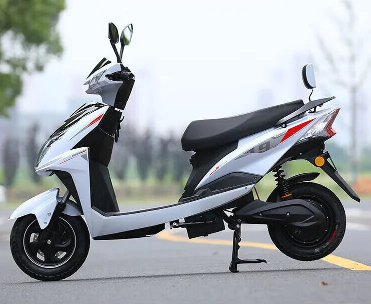 Electric Vehicle High-speed Electric Motorcycle 60V23AH Large Capacity Take-out Vehicle 3000W Large Motor